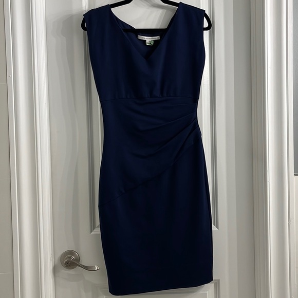 Diane von Furstenberg Navy Blue fitted dress - Picture 1 of 4